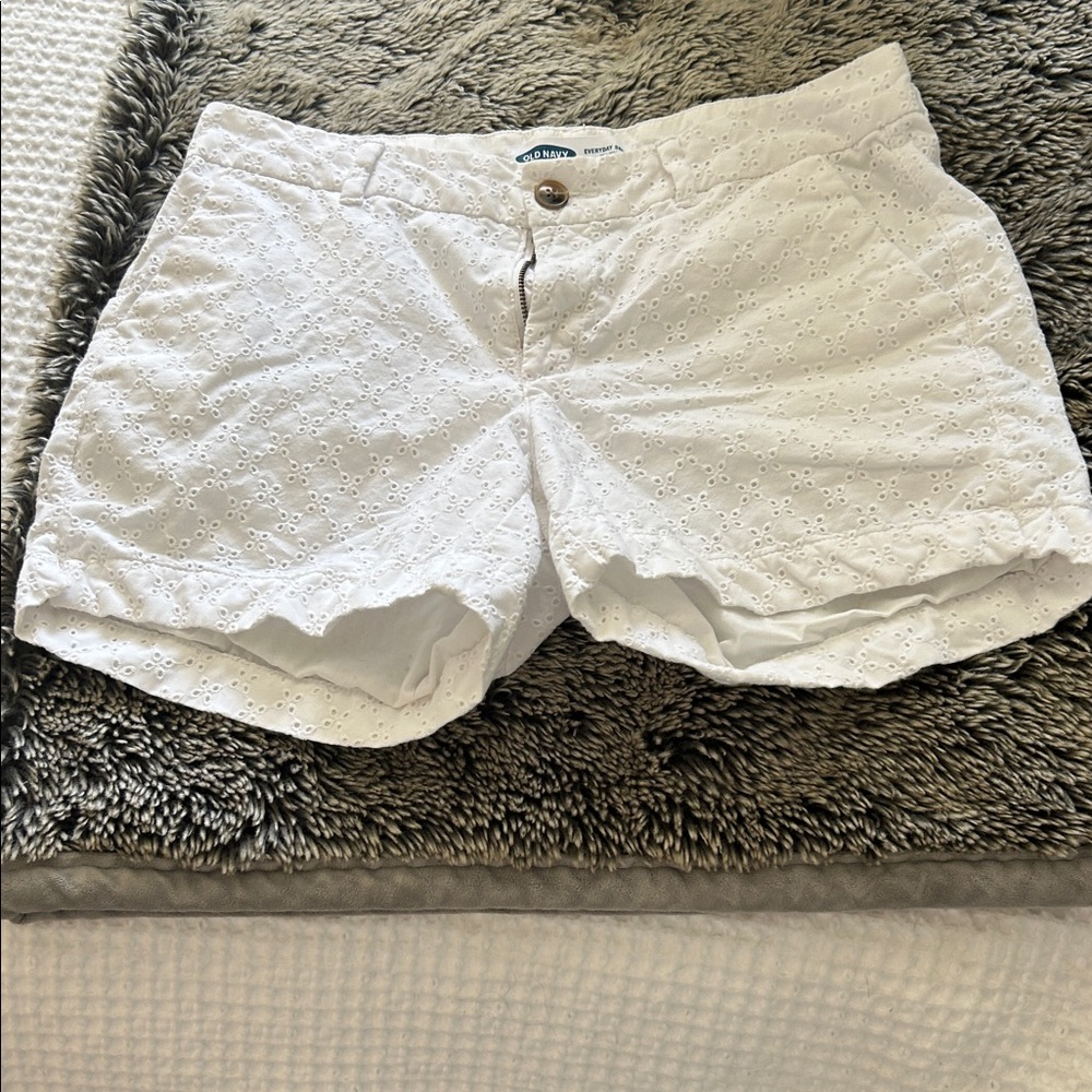 Old Navy White Eyelet  Shorts 4